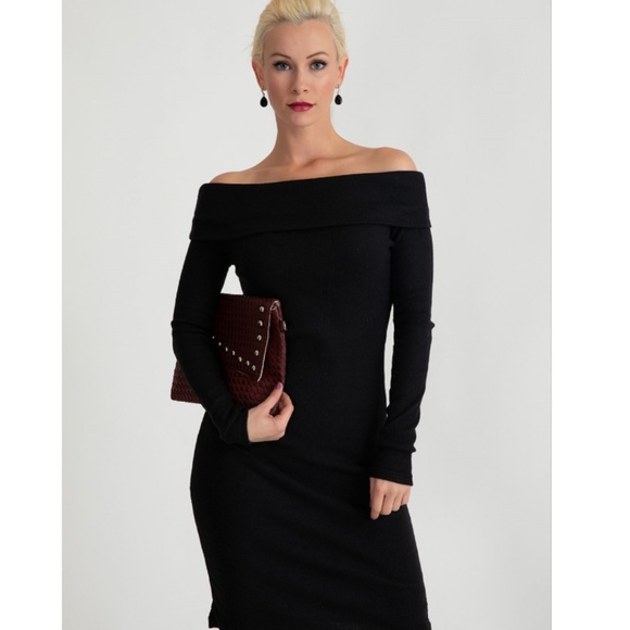 Dresses & Skirts - Black off the shoulder sweater dress